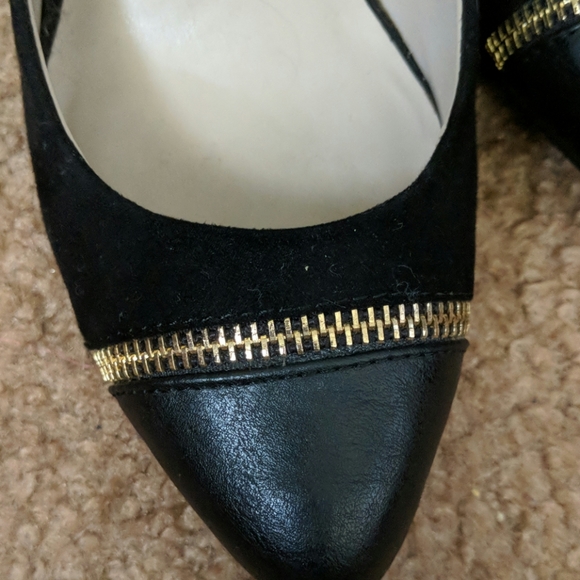 Black Heels - Picture 2 of 3